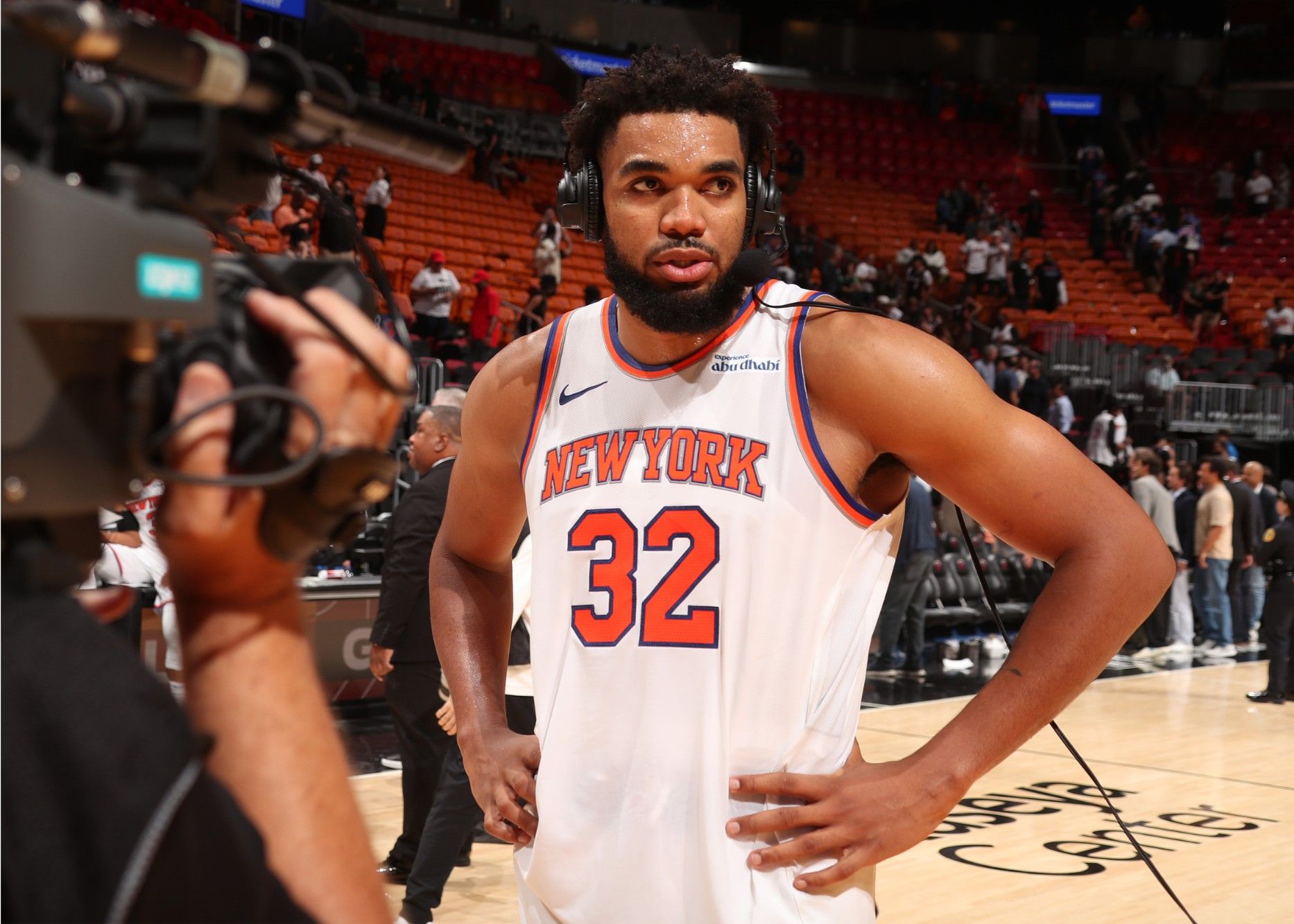 开云官网-🎤唐斯谈球队慢热：我们总是给自己挖坑，早就说过不能一直这样