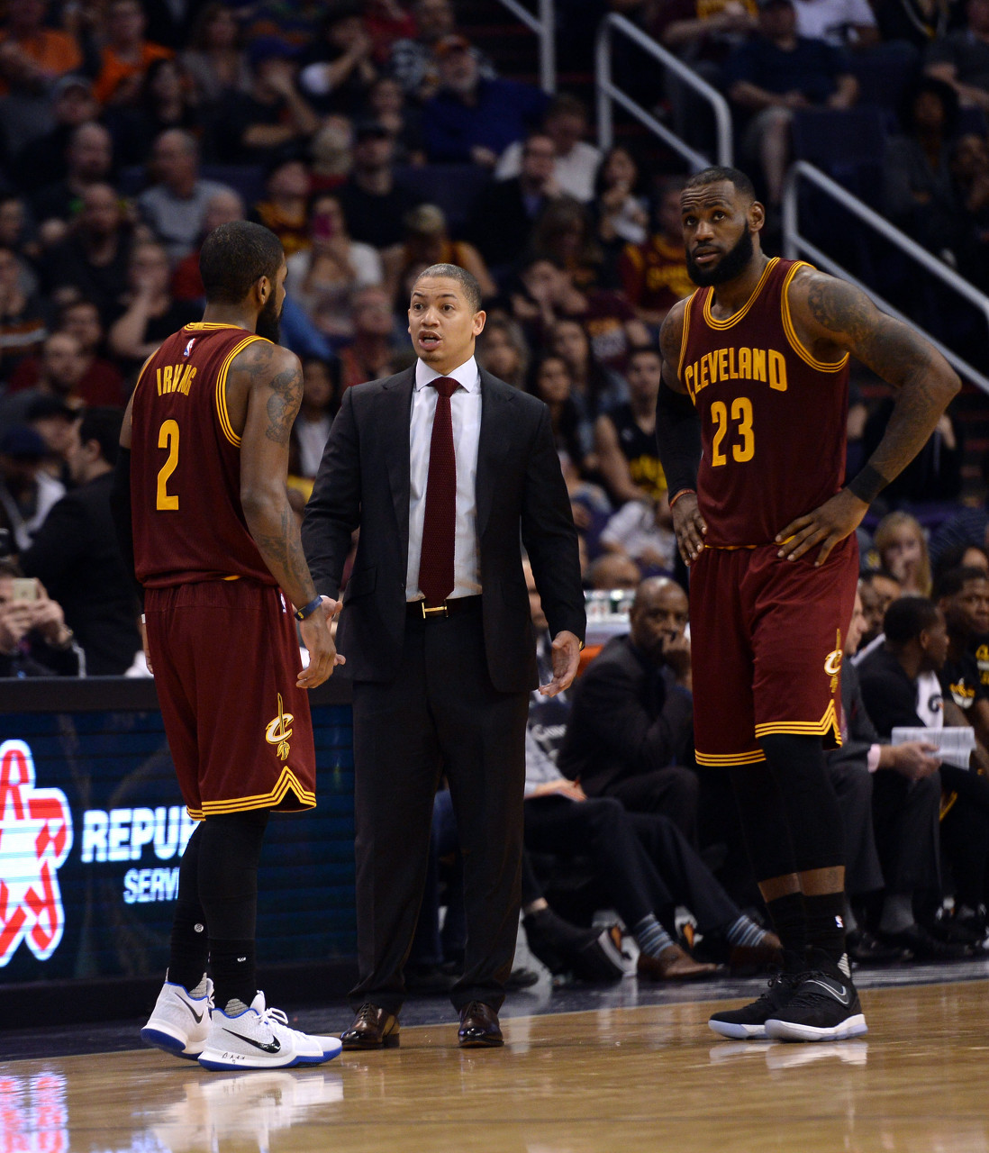 开云体育下载-杰弗森：欧文离开骑士类似于OK组合分手 欧文想作为最佳球员夺冠